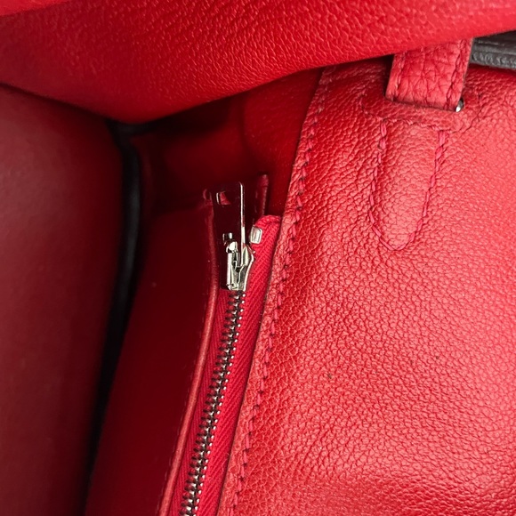 Birkin 25 Red Square Stamp P Togo - Picture 9 of 10